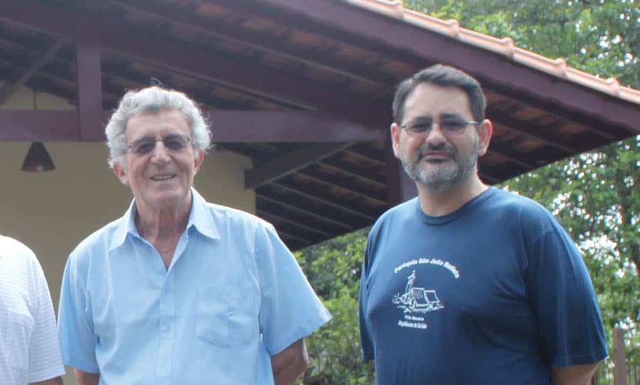 Frei Luiz Favaron e<br />
frei Wilmar Villalba Ortiz,<br />
arquivo MSA