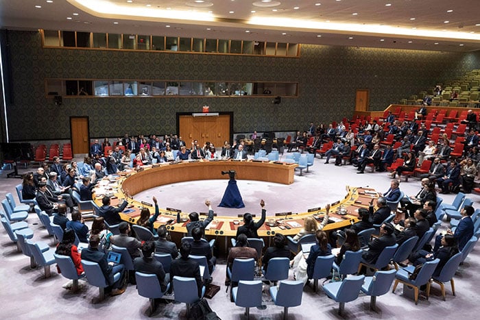 Membros do Conselho de Segurança da ONU votam para aprovar a sua primeira resolução endossando um plano de cessar-fogo que visa pôr fim à guerra de oito meses entre Israel e o Hamas em Gaza, ONU / AP